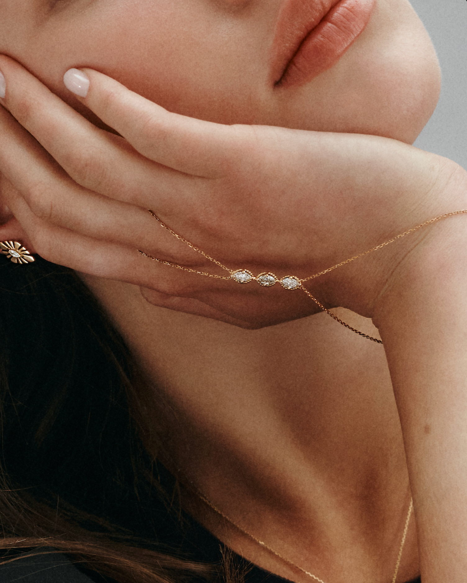 Chaine de main Daisy Moon